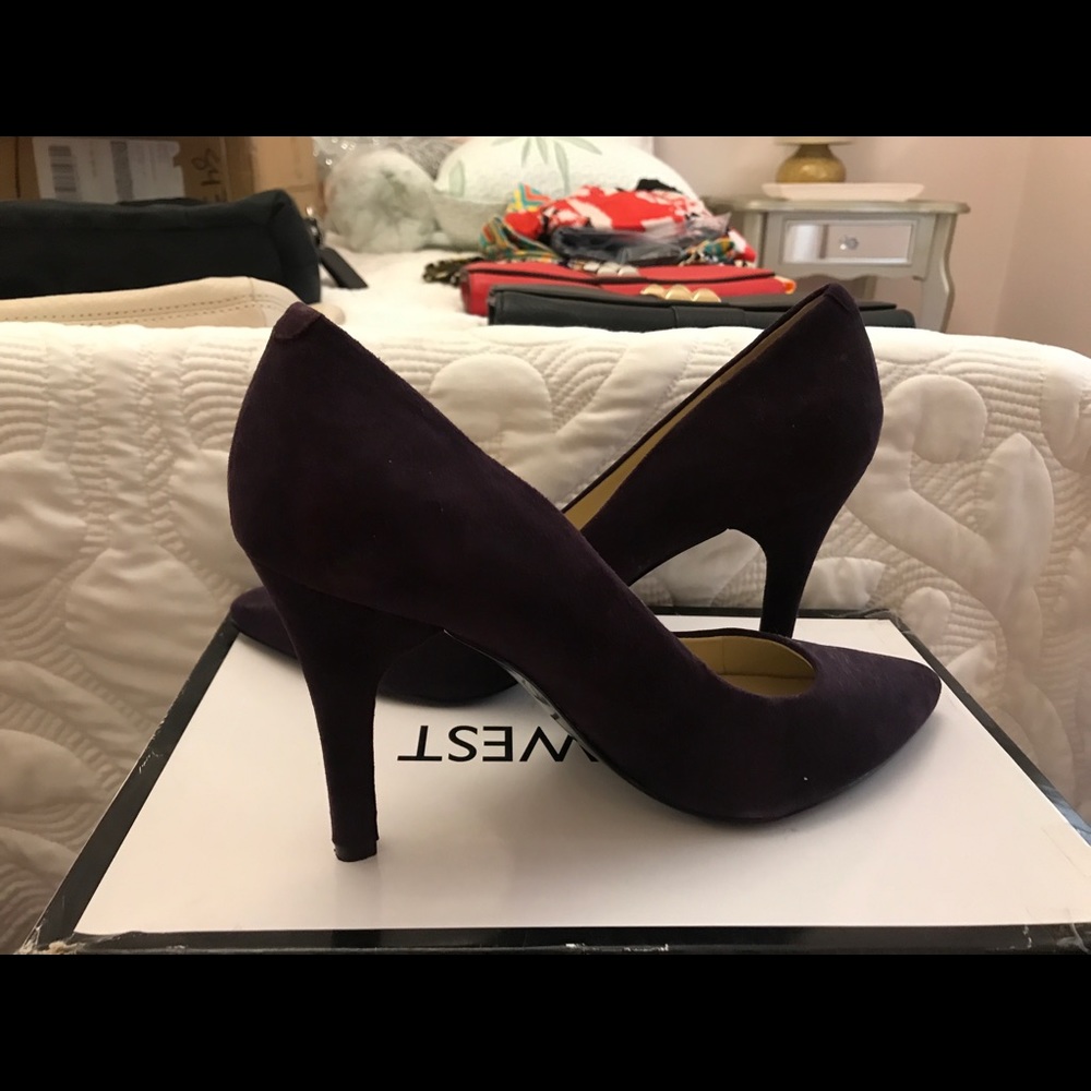 Deep purple pumps